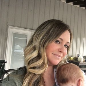 Meet your Posher, Stephanie